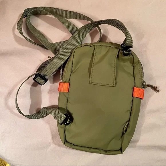 NWOT Fjallraven High Coast Pocket Crossbody Sling - Picture 4 of 4